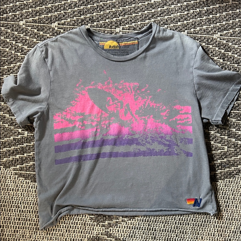 Aviator surfer Gray and Pink Graphic crop T-Shirt size S